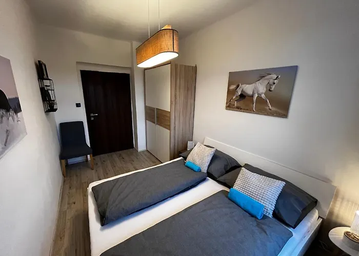 Διαμέρισμα Large 3 Bedroom With Skyline View *