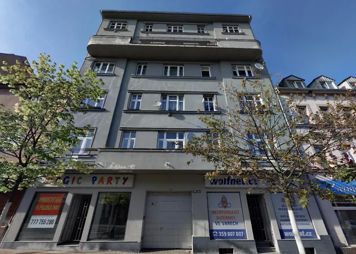 Large 3 Bedroom With Skyline View Διαμέρισμα *